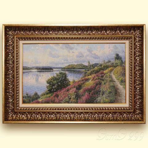 Оформленная вышивка  - ткань: Лугана 25 ct, техника: петит-полукрест<br>Автор вышивки: Запольских Елена (elenazapolskikh)