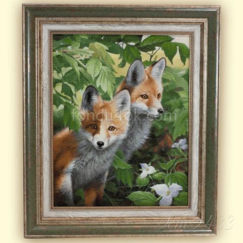 Вышивка в оформлении  - ткань: Лугана 25 ct, , техника: петит/полукрест <br>Автор вышивки: Татьяна Равчеева (zoociti127560)